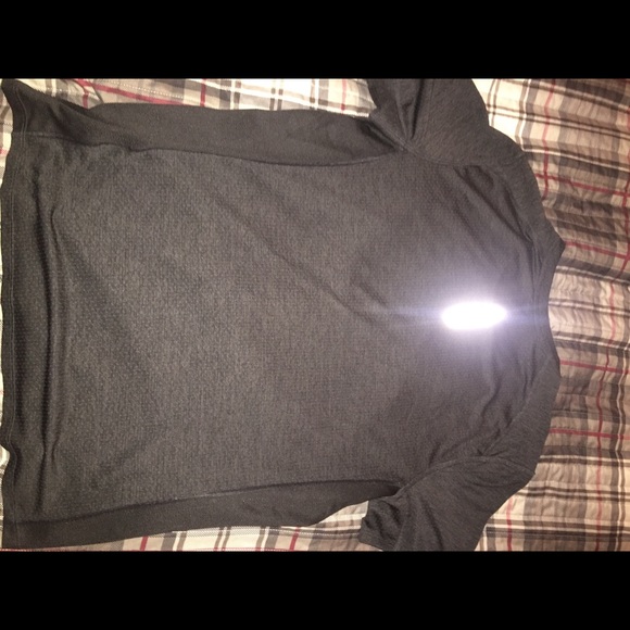Nike Dri-Fit Men’s Large T-Shirts Black/Gray - Picture 4 of 4